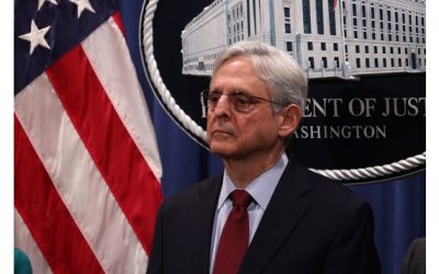 El Departamento de Justicia demandó al gobernador de Texas por restringir el transporte de inmigrantes