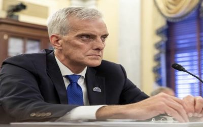 California y ciudad de NY exigen vacuna COVID a personal