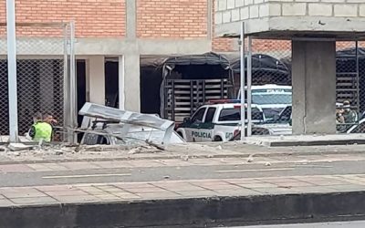 Colombia: explosión en estación de policía deja heridos