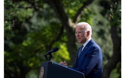 Biden pide no dejar que Trump “reescriba la historia” del asalto al Capitolio