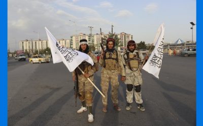 Talibanes celebran tras salida de últimos soldados de EEUU