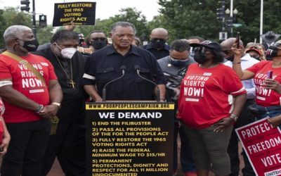 Hospitalizan a reverendo Jesse Jackson y su esposa por COVID