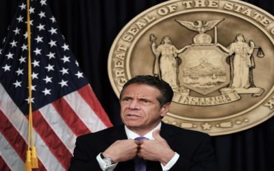 El gobernador de N.York afronta una investigación criminal y pierde apoyos
