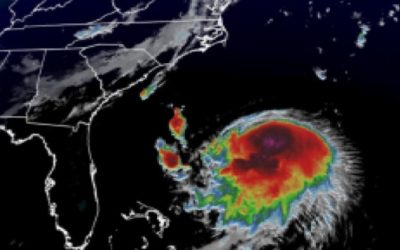 El huracán Henri pone a 42 millones de personas bajo alertas de tormenta mientras se dirige a la cost