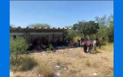 Autoridades mexicanas hallan a 162 migrantes deshidratados y desnutridos en una bodega en Tamaulipas