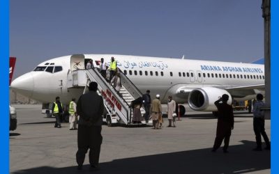 El Talibán impide la partida de cuatro aviones de evacuación