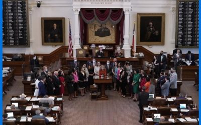 Entra en vigor en Texas prohibición de mayoría de abortos