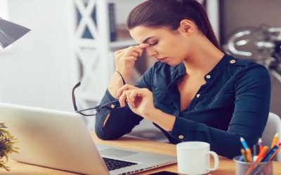 Estrés laboral causa más estragos en la salud de las mujeres que en la de los hombres