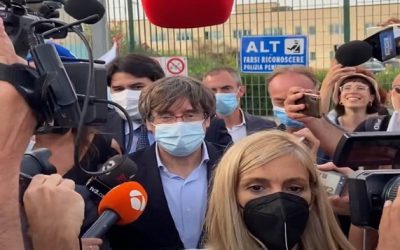 Carles Puigdemont sale de una cárcel en Cerdeña