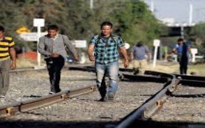 Nuevo grupo de migrantes sale de la frontera sur de México