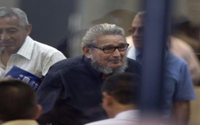 Presidente de Perú aprueba ley para cremar a Abimael Guzmán