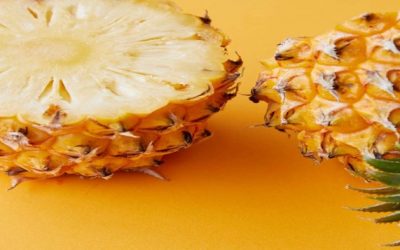 El jugo de piña puede aliviar la inflamación estomacal e hinchazón de tejidos