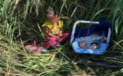 Agentes fronterizos rescataron a dos hermanos, de dos meses y tres años, abandonados en el Río Grande