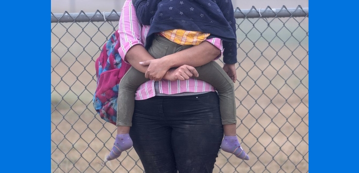 Denuncian traslado “clandestino” de menores inmigrantes de la frontera en Texas a Nueva York