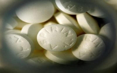 Aspirina: Tomar una diaria para prevenir un infarto o derrame cerebral puede ser peor que no hacerlo