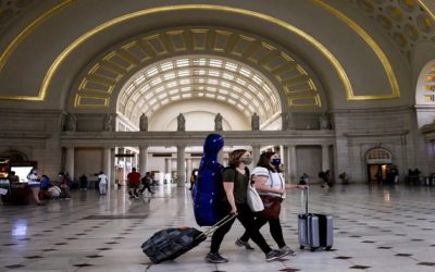 COVID: El virus está evolucionando para contagiarse mejor a través del aire