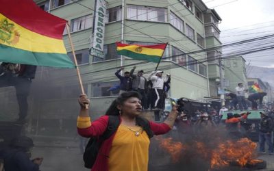 Cocaleros retoman control del mercado de la coca en Bolivia
