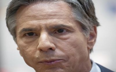 Blinken tratará en París de reparar lazos EEUU-Francia