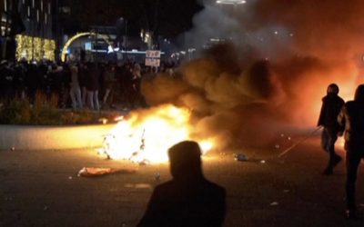 Orgía de violencia en Holanda: policía balea a manifestantes
