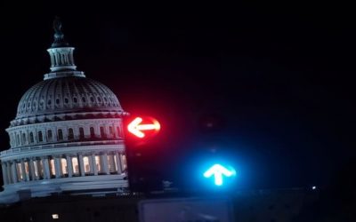 Desconfianza demócrata ralentiza planeada votación en el Congreso sobre agenda de Biden