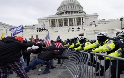 Corte aplaza entrega de documentos de Trump del 6 de enero