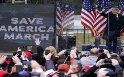 Panel del Congreso emite citaciones a 6 allegados a Trump