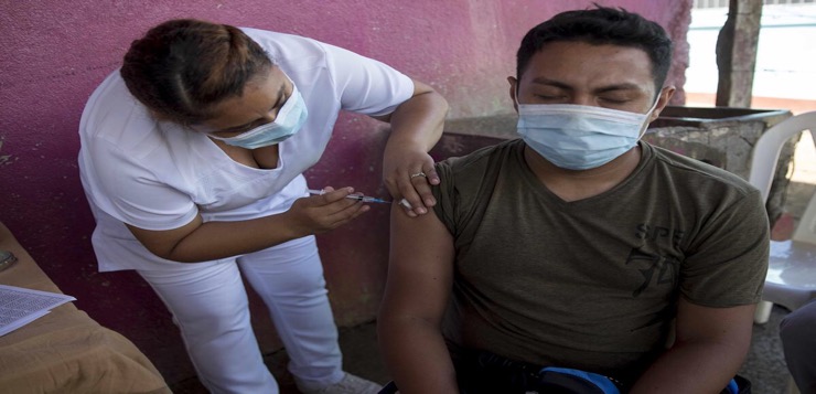 Nicaragua inicia vacunación “casa por casa” contra COVID-19