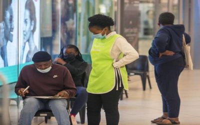 Nueva variante del COVID emerge en África, avivando temores