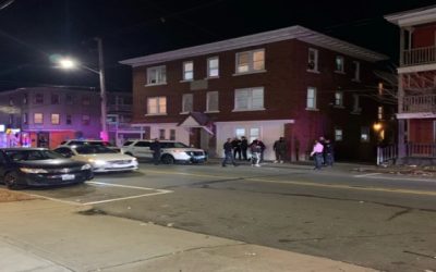 Policía Providence investiga tiroteo que dejó un hombre herido de gravedad.