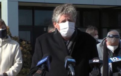 Gobernador McKee envía su mensaje por Navidad.