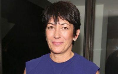 Hallan a Ghislaine Maxwell culpable de reclutar adolescentes para que Jeffrey Epstein abusara de ellas sexualmente.