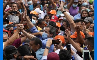 Cientos protestan por inhabilitación de candidato venezolano