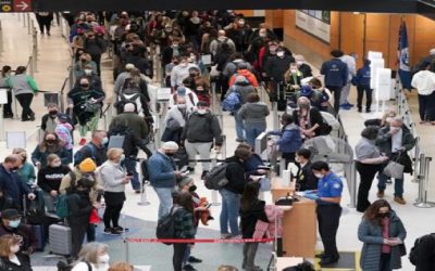 Biden firma orden para acelerar trámites burocráticos