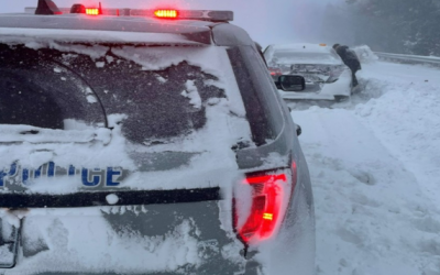 Policía Estatal responde a 21 acccientes por tormenta nieve.