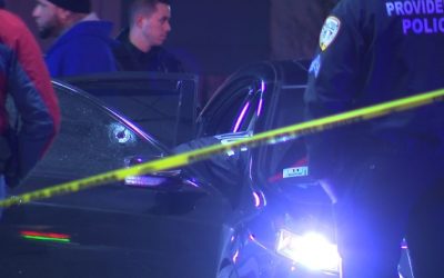 Policía Providence investiga tiroteo que dejó a una mujer herida.