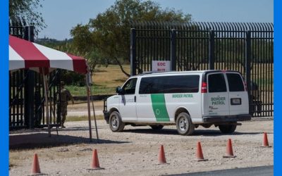 ‘La Migra’ detiene a 21 inmigrantes en un casa de seguridad y tras persecución
