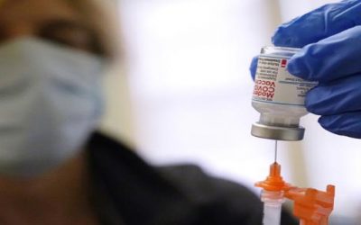 EEUU reduce a 5 meses plazo para recibir refuerzo de Moderna