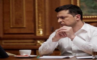 El ucraniano Zelenskiy trata de que no cunda el “pánico” por la tensión con Rusia
