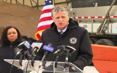 Mckee extiende prohibición circulación vehicular.