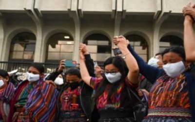 Condenan a cinco exmilitares por violaciones de mujeres indígenas en Guatemala