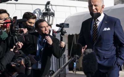 Biden enviará más test COVID a escuelas para evitar cierres