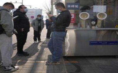 China culpa a paquetes enviados desde fuera de casos ómicron