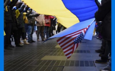 Ciudades de EE.UU. iluminan sus monumentos con la bandera de Ucrania