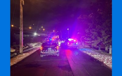 Hombre capturado luego de que se lanzara desde un puente para evitar a la policía.