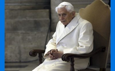 Benedicto XVI pide perdón por abusos, no admite infracciones
