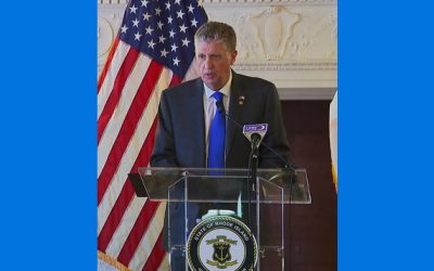 McKee: uso obligatorio de máscaras en Rhode Island termina el viernes, estudiantes el próximo mes.