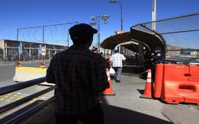 La Corte Suprema de EE.UU. se ocupará de disputa por “Quédate en México”