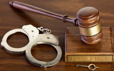 Ex maestro en Burrillville y East Providence acusado de abuso sexual de menores.