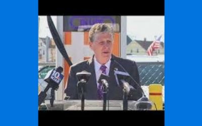 McKee anuncia programa de reembolso para vehículos eléctricos