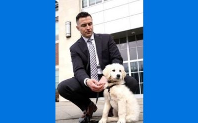 Policía Estatal presenta primer perro de consuelo, sala de entrevistas “suave” para la Unidad de Víctimas Especiales